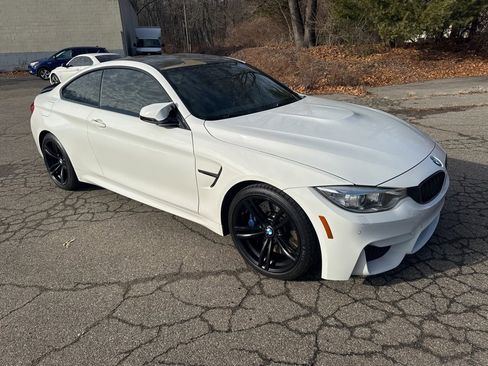 Used 2015 BMW M4 Base image 8