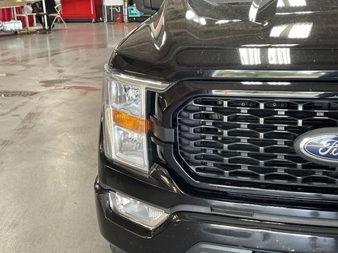 Used 2022 Ford F150 XL w/ STX Appearance Package RWD image 5