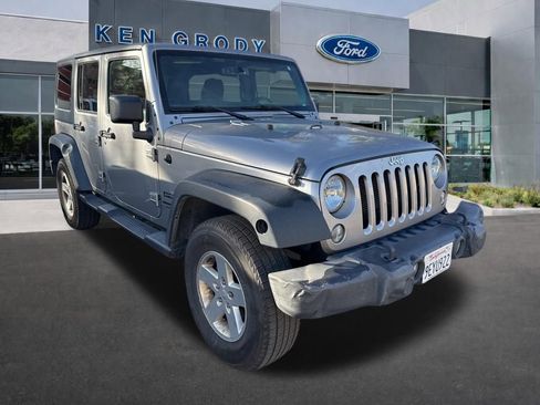 Used 2018 Jeep Wrangler Unlimited Sport S image 17