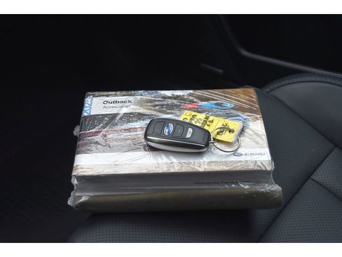 Used 2025 Subaru Outback Limited image 40