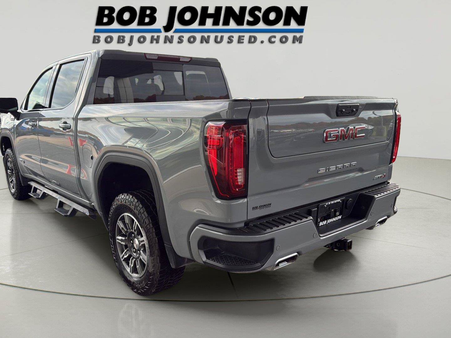 Used 2024 GMC Sierra 1500 AT4 w/ AT4 Preferred Package AWD/4WD image 5
