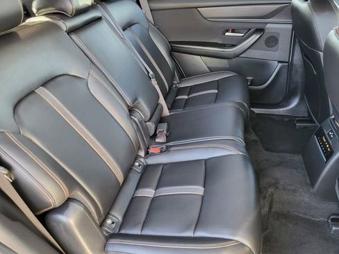 Certified 2025 MAZDA CX-90 3.3 Turbo w/ Select Package image 19