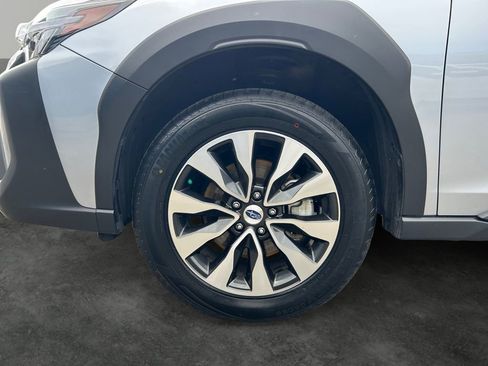 Used 2023 Subaru Outback Limited AWD/4WD image 5
