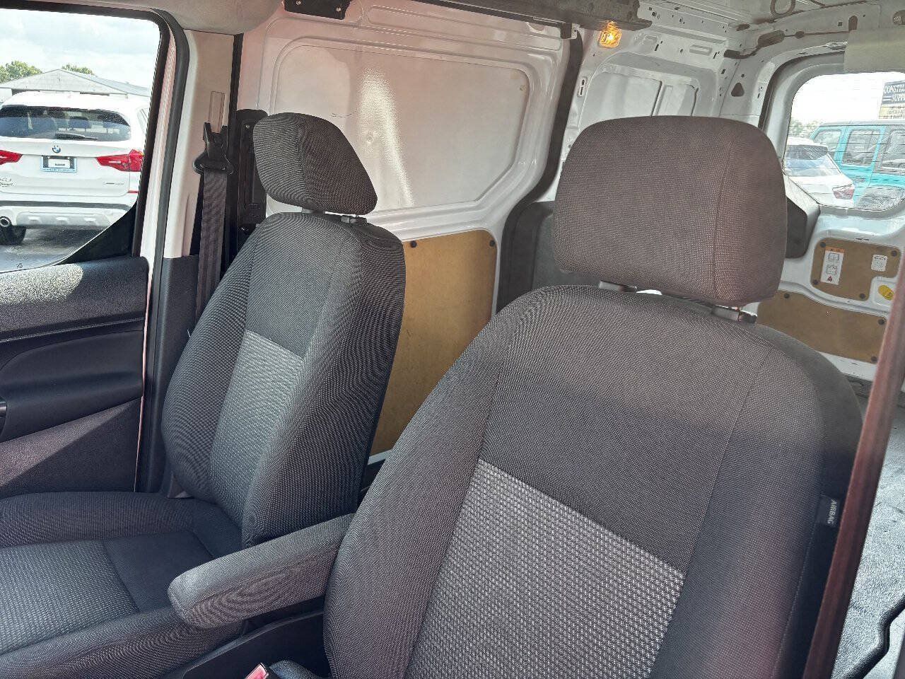 Used 2015 Ford Transit Connect XL FWD image 13