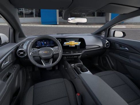 New 2026 Chevrolet Equinox EV LT FWD image 48