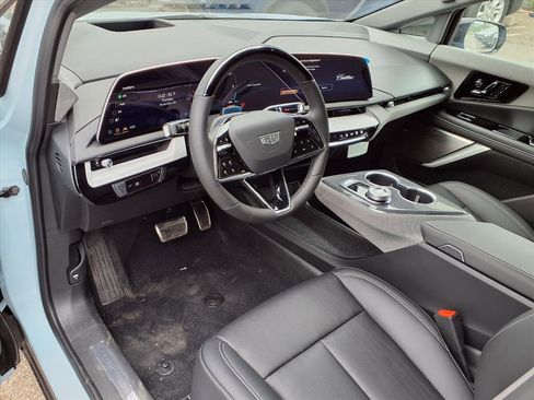 New 2026 Cadillac Optiq Sport 2 image 15