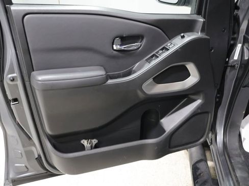 Used 2022 Nissan Frontier S w/ Technology Package image 13