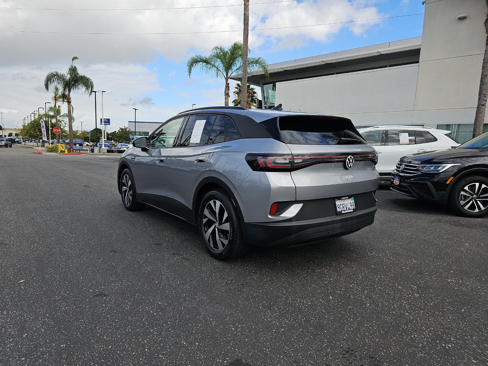 Used 2023 Volkswagen ID.4 Pro RWD image 7