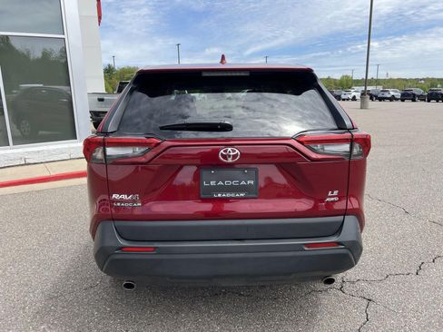 Used 2025 Toyota RAV4 LE AWD/4WD image 10