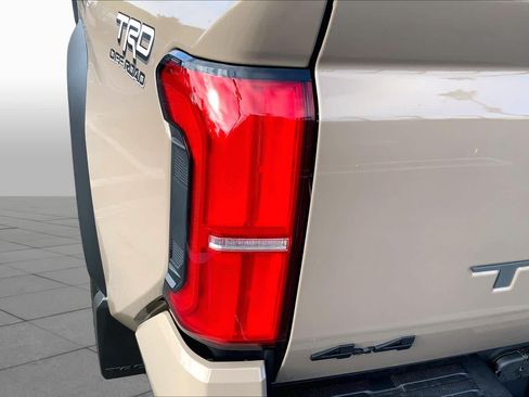 New 2026 Toyota Tacoma TRD Off-Road AWD/4WD image 14