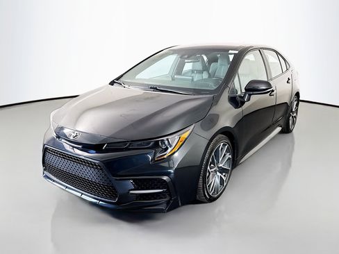 Used 2021 Toyota Corolla SE FWD image 4