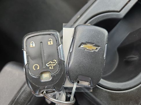 Used 2019 Chevrolet Silverado 1500 LT w/ Texas Edition RWD image 33