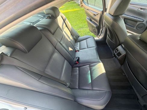 Used 2014 Lexus ES 350 w/ Premium Package FWD image 28