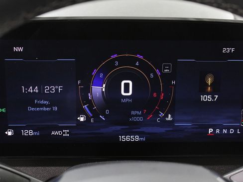 Certified 2024 Chevrolet Traverse LT w/ LPO, Floor Liner Package image 8