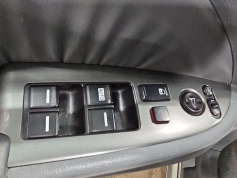 Used 2005 Honda Odyssey EX-L image 13