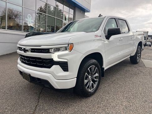 Used 2022 Chevrolet Silverado 1500 RST image 3