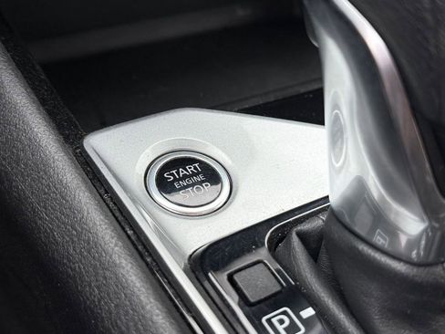 Used 2024 Nissan Altima 2.5 SV FWD image 31