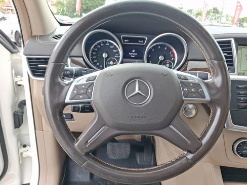 Used 2016 Mercedes-Benz GL 450 4MATIC image 16