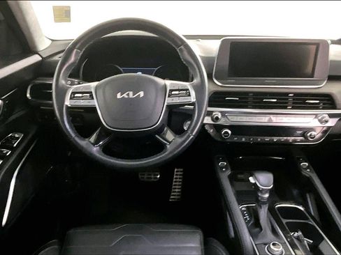 Used 2022 Kia Telluride SX w/ SX Prestige Package image 8