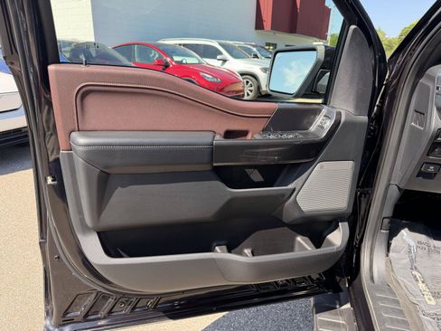 Used 2021 Ford F150 Lariat w/ Equipment Group 502A High AWD/4WD image 10
