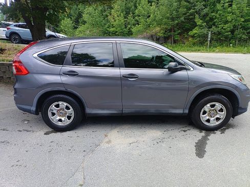 Used 2015 Honda CR-V LX image 6