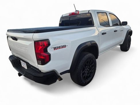 Used 2024 Chevrolet Colorado Trail Boss w/ Advanced Trailering Package image 4