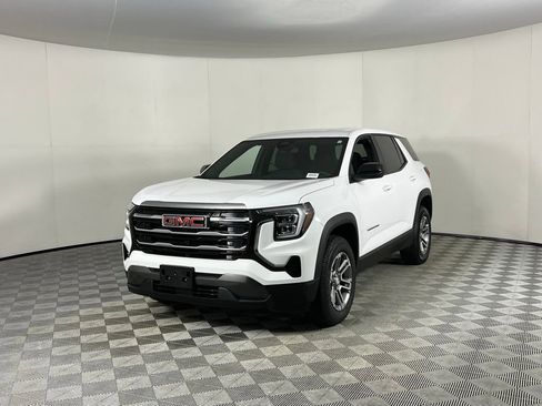 Used 2025 GMC Terrain Elevation image 3
