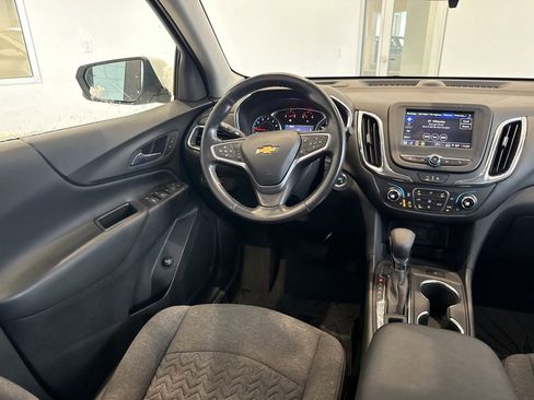 Used 2022 Chevrolet Equinox LT image 11