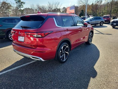Used 2022 Mitsubishi Outlander SEL image 3
