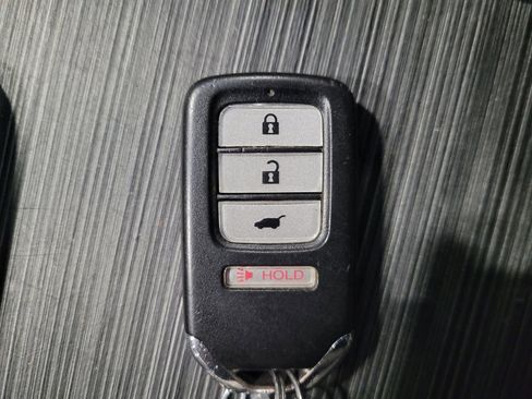 Used 2017 Honda Pilot LX image 32