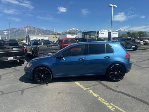 Used 2016 Volkswagen Golf S FWD image 5