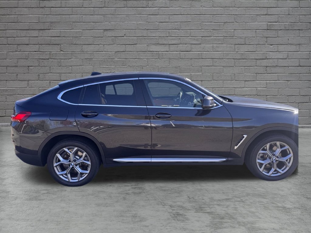 Used 2025 BMW X4 xDrive30i AWD/4WD image 11