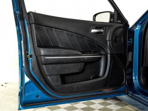 Used 2020 Dodge Charger R/T w/ Navigation & Travel Group image 39