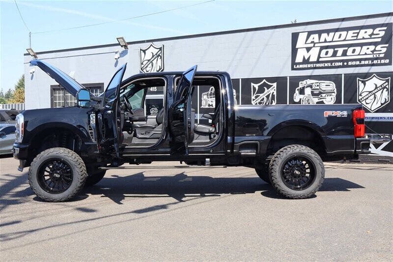Used 2024 Ford F350 Platinum AWD/4WD image 34