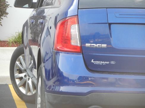 Used 2014 Ford Edge SEL w/ Equipment Group 205A AWD/4WD image 1
