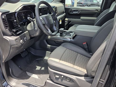 New 2026 Chevrolet Silverado 1500 ZR2 AWD/4WD image 5