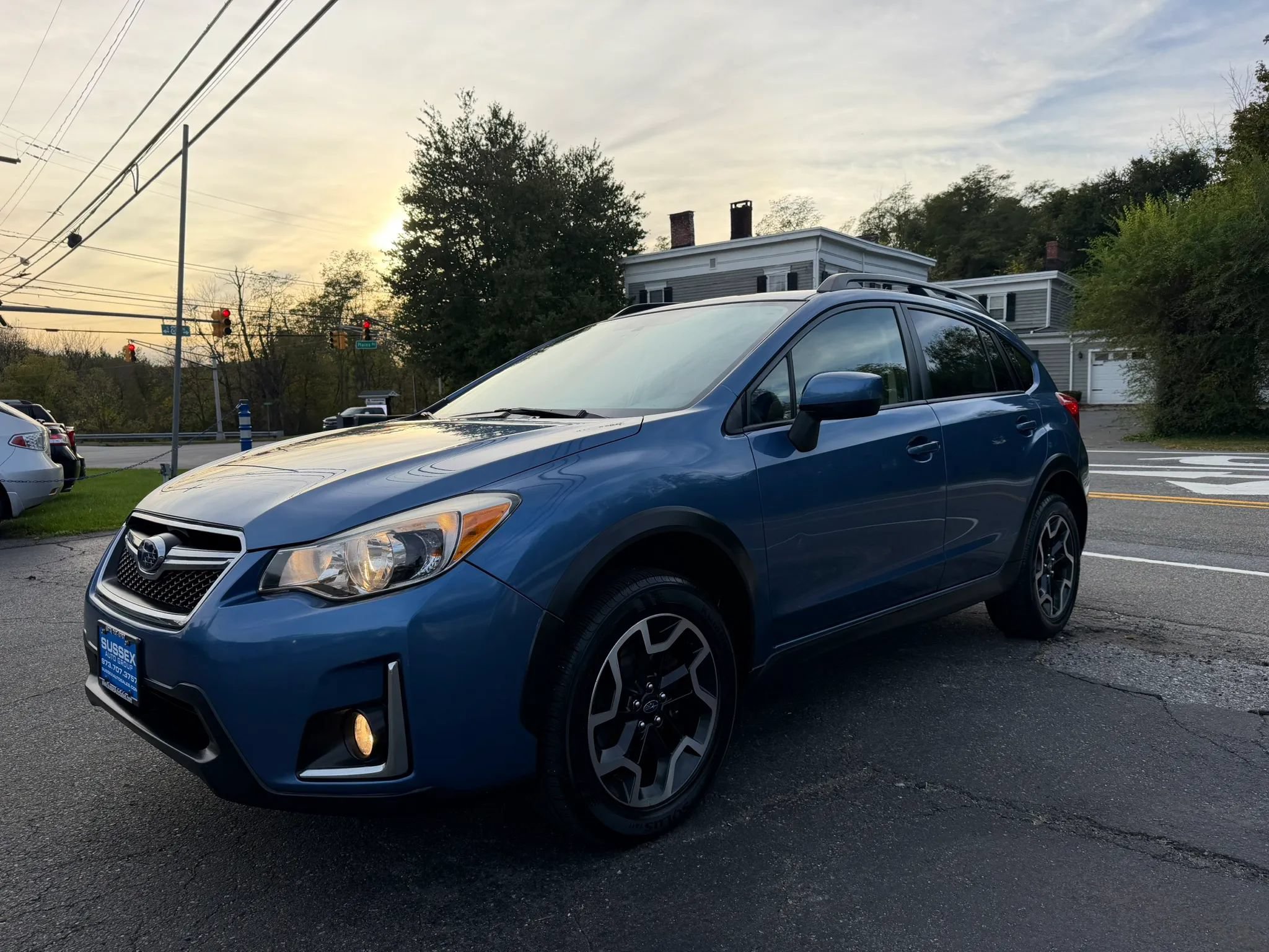 Used 2016 Subaru Crosstrek 2.0i Premium AWD/4WD image 3