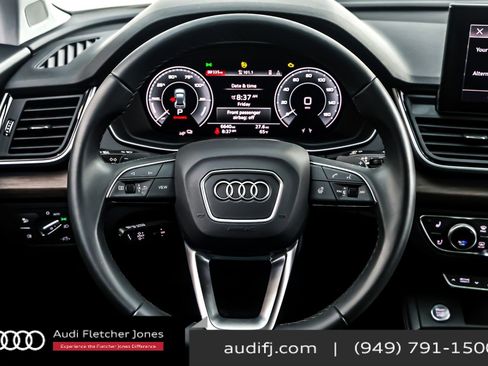 Used 2024 Audi Q5 e Prestige w/ Prestige Package image 18