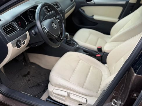 Used 2015 Volkswagen Jetta SE image 5