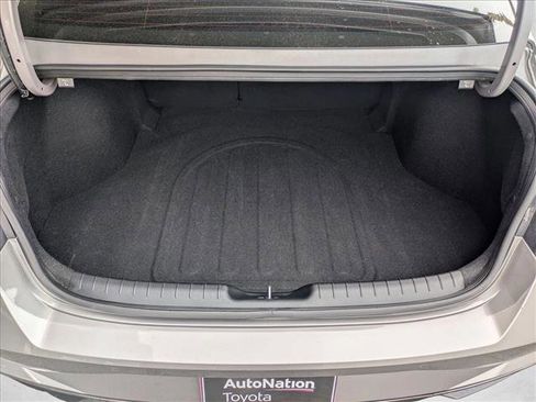 Used 2023 Hyundai Elantra Limited image 6