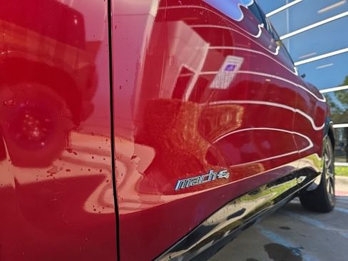 Used 2021 Ford Mustang Mach-E Premium image 18