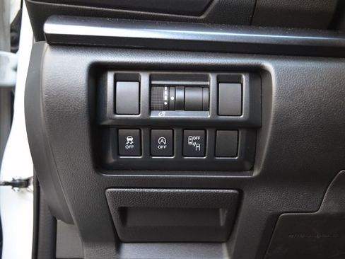 Used 2021 Subaru Crosstrek 2.5i Sport w/ Moonroof Package AWD/4WD image 23