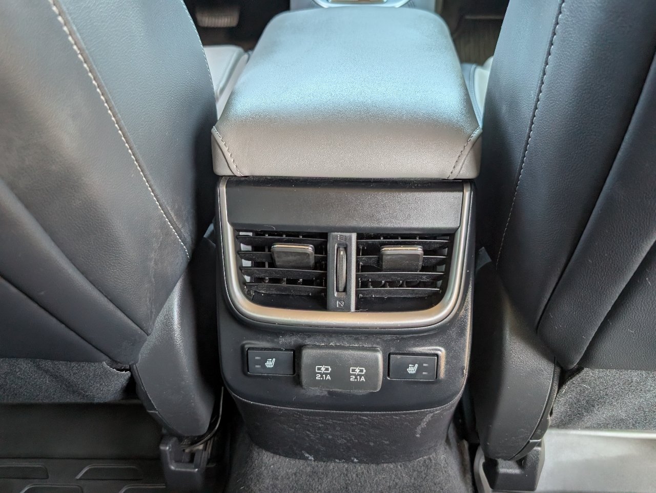 Used 2021 Subaru Outback Limited AWD/4WD image 7
