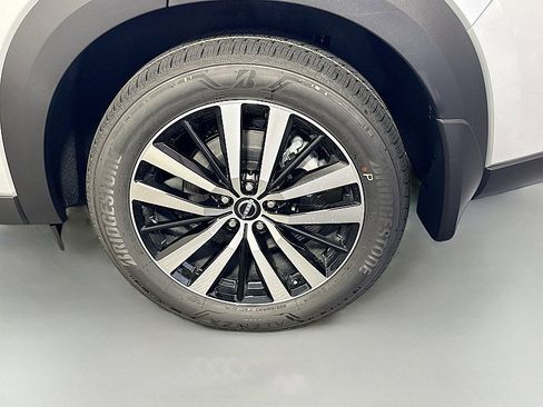 New 2025 Nissan Pathfinder Platinum w/ Cargo Package image 34