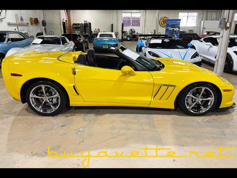 Used 2012 Chevrolet Corvette Grand Sport w/ 3LT Preferred Equipment Group image 9