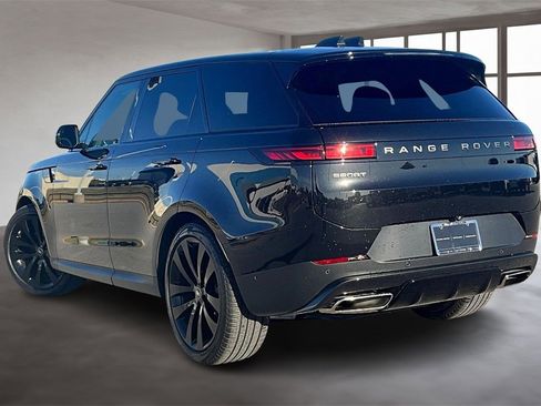 Used 2024 Land Rover Range Rover Sport SE image 12