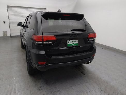 Used 2019 Jeep Grand Cherokee Altitude image 6