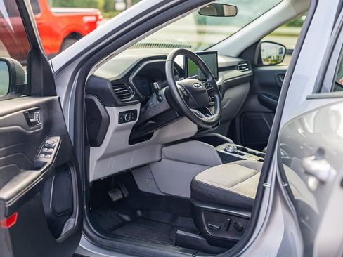 Certified 2024 Ford Escape Active w/ Tech Pack #1 image 17