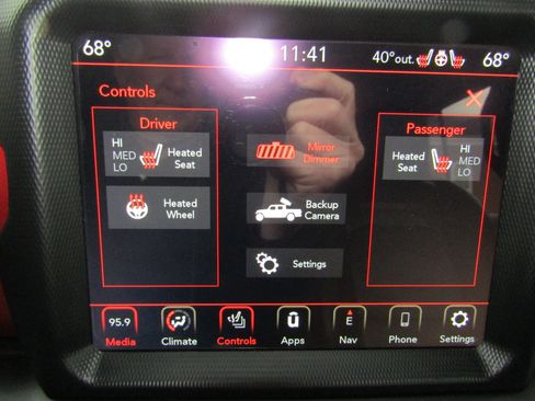 Used 2020 Jeep Gladiator Rubicon AWD/4WD image 28
