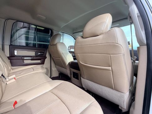 Used 2018 RAM 2500 Laramie w/ Convenience Group image 38